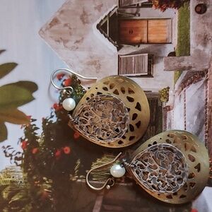 Silpada Mother of Pearl Teardrop Earrings